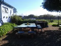 Lighthouse Farm Backpackers Lodge - Lodges