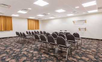 Super 8 by Wyndham Alma