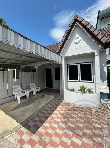 รูปภาพของวิลเลจ เฮาส์ PM12