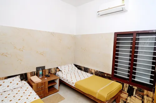 Royal Lodge Hotels in Nagercoil