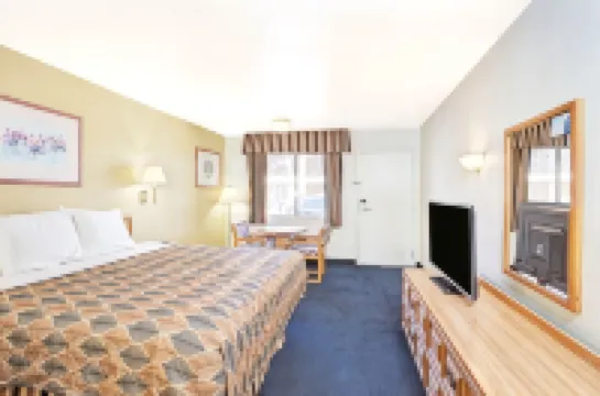 Travelodge by Wyndham Banning CA Near Casino/Outlet Mall