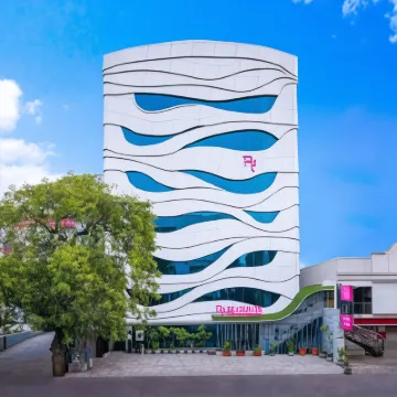 雷金塔中央安塔裏姆艾哈邁達巴德酒店 酒店