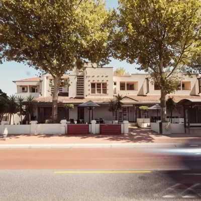 The Civic Hotel Các khách sạn gần Ga tàu Perth