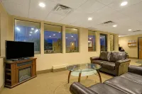 Super 8 by Wyndham Melrose Hotels in Albany