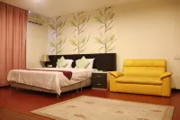 Prince Hotel فنادق في 