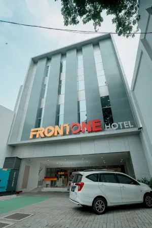 Front One Hotel Gresik