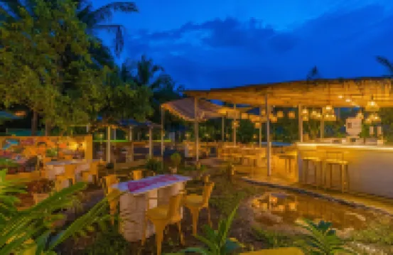 Whoopers Party Hostel, Palolem