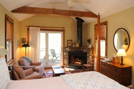 Orchard Inn Отели в г. Ландрам