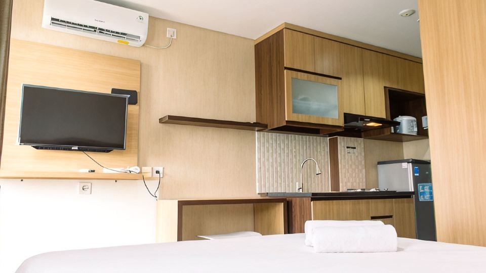 Nice Studio at Bintaro Icon Apartment