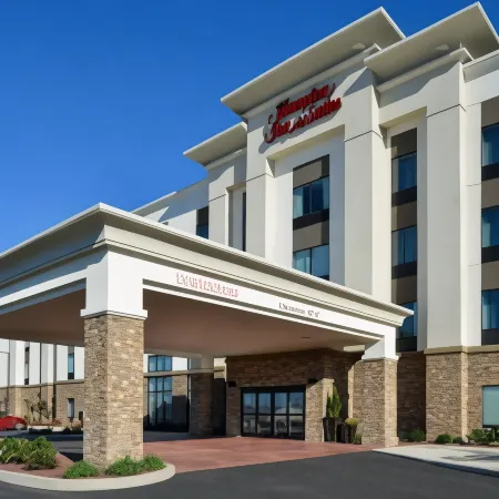 Hampton Inn & Suites Albany/East Greenbush Отели в г. Восток Гринбуш