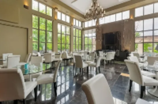 Best Western Plus Perth Parkside Inn  Spa