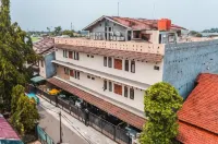 Btx 31 Residence Bintaro Hotels in Ciputat