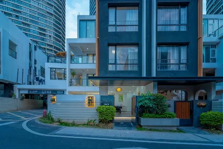 Sixth Courtyard  Scenic Vacation Homestay Отели рядом с достопримечательностью «Jinyintan Beach»