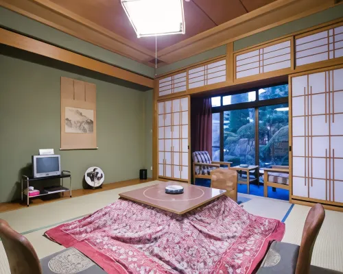 Saito Ryokan Hotels near Oyu