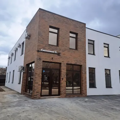 Strela Hotels near Park Imeni Gagarina