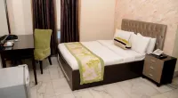 New Blue Diamond Hotel (Rosebud)