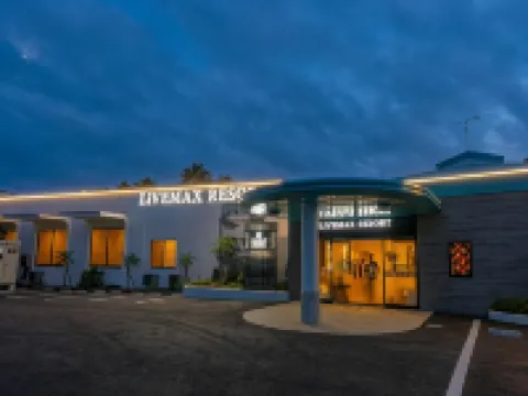 MAX CUBE Inami Seafront