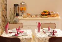 Bed & Breakfast Garden40 - Aamiainen