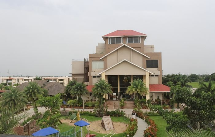 7 Seasons Resort & Spa