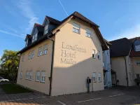 Landhaus Hotel Müller Hotels in Ringheim