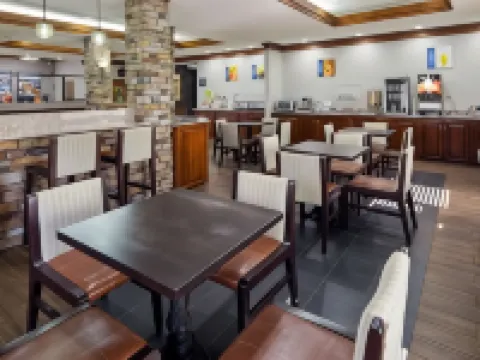 Best Western Inn  Suites Hoteles en Byron