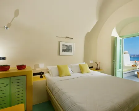 Caldera's Bliss Suites Hotels in Fira