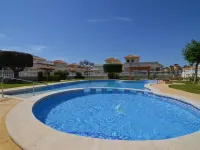 Modern Garden Home, Algorfa Hotels in Algorfa