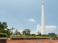 Vasa Suite Surabaya Hotel berhampiran Monumen Bambu Runcing