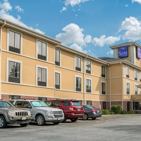 Sleep Inn & Suites Airport