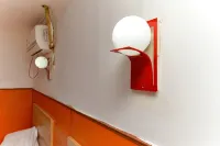 Haoting hotel (Shanghai Xincun Road Subway Station) - 1-نجمة