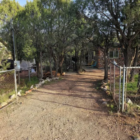 River Access, Quiet, Family and Pet Friendly. Best Mountain Views in the Valley