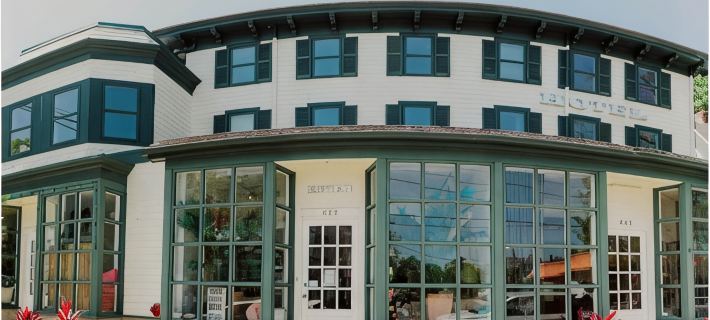 Zey Hotel Hotels in Greenport