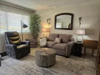 Charming furnished 2-bedroom, 1 bath apartment with WiFi, AC in lovely Kalispell - Huoneistot