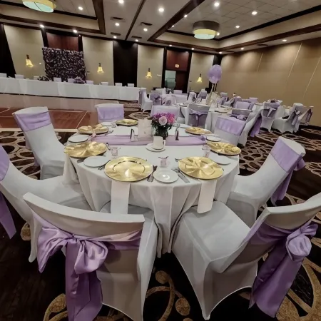 Hilton Houston Westchase Отели рядом с достопримечательностью «Торговый центр Memorial City»