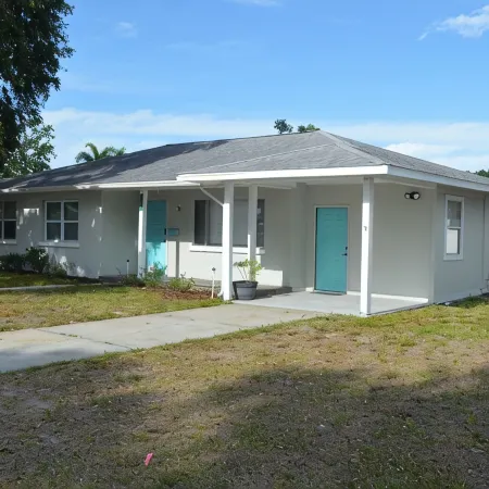Charming, Near Beaches, and LECOM Park
