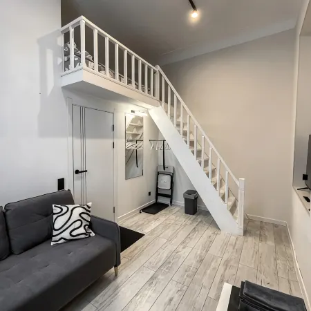 Vayt Rums Living quarters Отели в г. Тверь