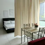 Spacious Studio@Zeva Near MRT/UPM/Equine - Apartments
