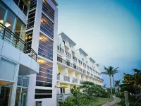 Chateau Beach Resort Hotels in der Nähe von Strand Dawan