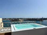 Iniala Valletta - Romantic