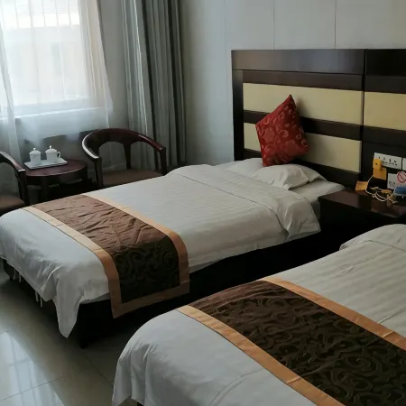 Xunyi cinema business hotel