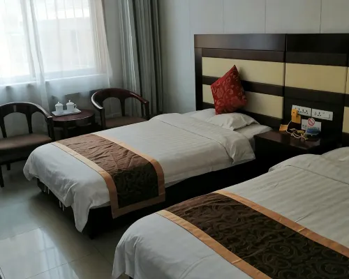 Xunyi cinema business hotel Hotels in Xunyi