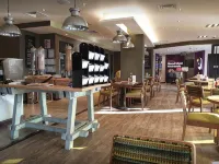 費利克斯託鎮中心普瑞米爾酒店 - 早餐