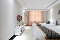 Yanjin Plain Lake Hotel - parkir