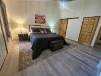 Welcome to Cozy Doo's Casa -A Warm, Woodsy Getaway in Angel Fire, NM