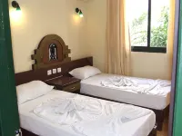 Maxwell Holiday Club - Bãi đậu xe