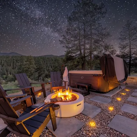 Downtown Bailey Mountain Escape with Sauna, Hot tub and Designated Game Room