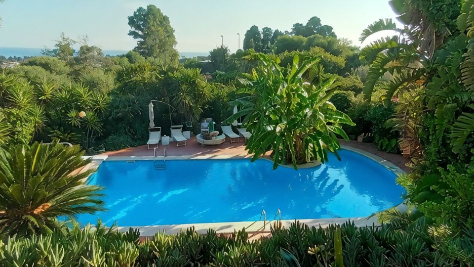 Villa Barbara A show every dawn