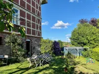 Living with Flair in the Villa des Artistes - วิลล่า