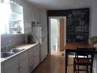 Cozy 1 Bedroom in Highland Square, pets welcome!! Hotels in Akron