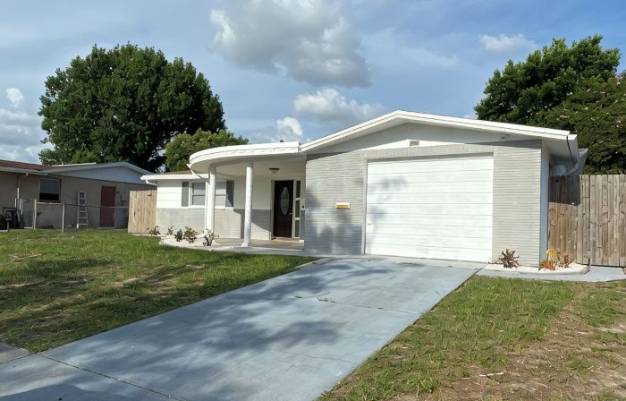 Cozy 3-bed home close to beautiful beaches.